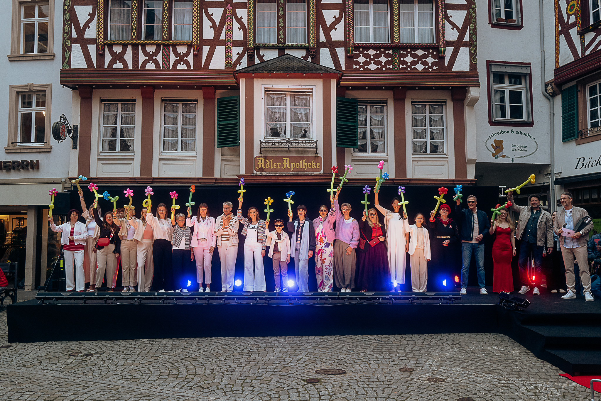 Bernkastel-Kues blĂĽht auf - Highlight Modenschau mit Stefan Bockelmann