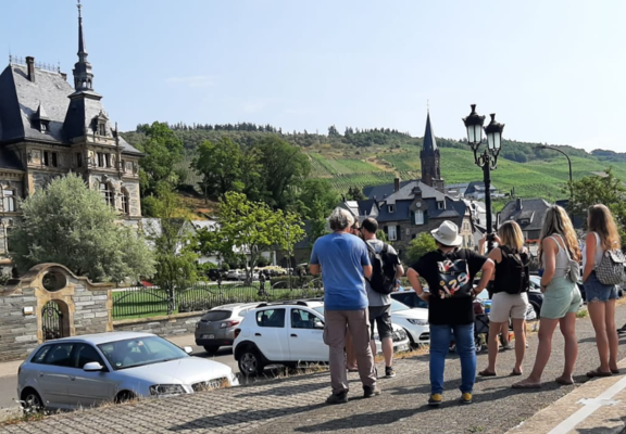 Aussicht auf Schloss Lieser