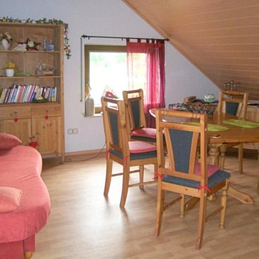 Fewo Beeweg Esszimmer1