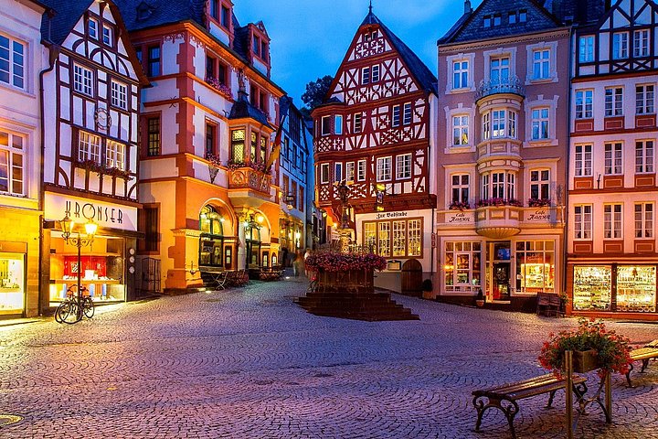 Marktplatz im Abendlicht
