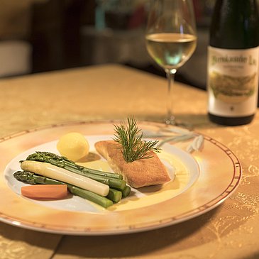 Kulinarik im Rotisserie Royale
