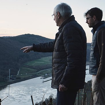 Martin und Matthias Kerpen im Weinberg