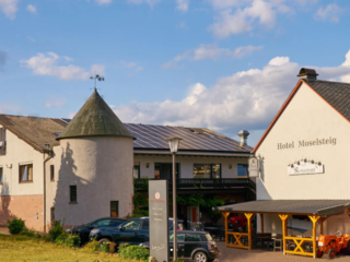 Hotel Moselsteig - Hotel, Restaurant, Destillerie