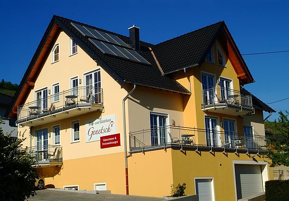 Gästehaus Wein- und Gästehaus Genetsch Lieser Mose