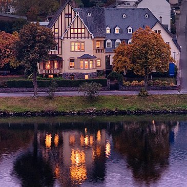 Weingut Kerpen in der Dämmerung