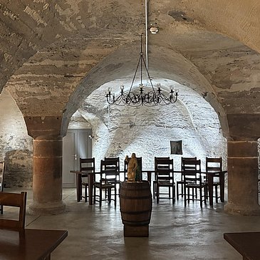 Säulenkeller St. Nikolaus-Hospital / Cusanusstift